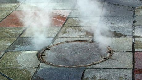 Sommergerüche: Abwasser und Hitze sorgen für Gestank in Innenstädten
