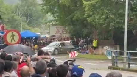 Una salida de pista de un coche en un rallye en Cantabria deja varios heridos