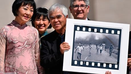 Des doutes sur l’auteur de la «Petite fille au napalm», World Press Photo suspend le crédit du cliché