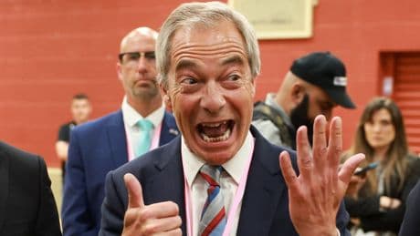 La derecha populista de Farage propina un duro golpe al Gobierno laborista en las elecciones locales de Inglaterra