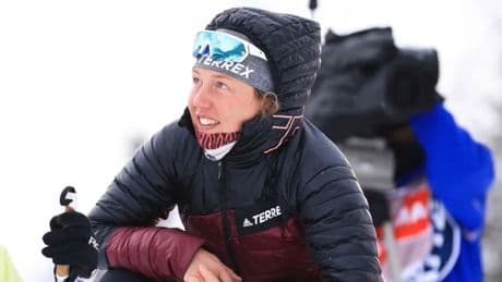 Preocupación por Laura Dahlmeier, leyenda del biatlón, tras ser golpeada por una piedra en alta montaña: "Por lo menos herida grave"