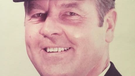 Tributes to senior figure in the fire service whose great love was piping