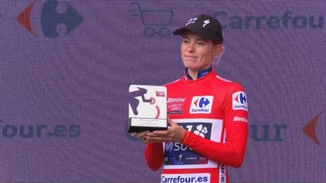 Nederlands feestje in Vuelta, Vollering draagt zege op aan jongeren met mentale problemen