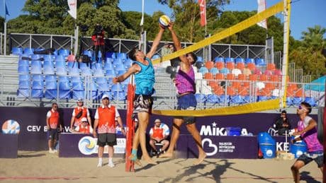 Plaj voleybolunun kalbi Ören’de attı