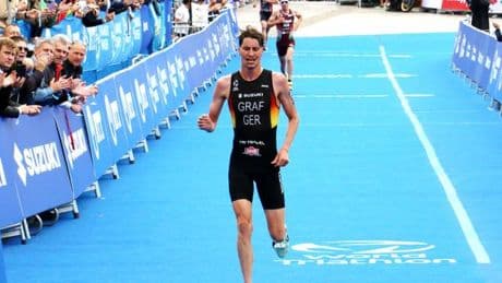 WM-Triathlon in Hamburg: Tertsch verliert Gesamtführung, Graf überrascht