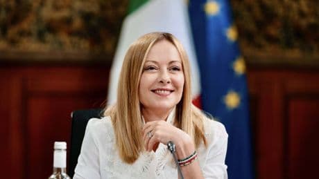 La premier: pm e sinistra vogliono la via giudiziaria