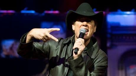 Country music legend hospitalised after slurring speech mid-show