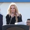 Britney Spears berispt door autoriteiten na wangedrag op privéjet: “Dit is niet haar eerste waarschuwing”