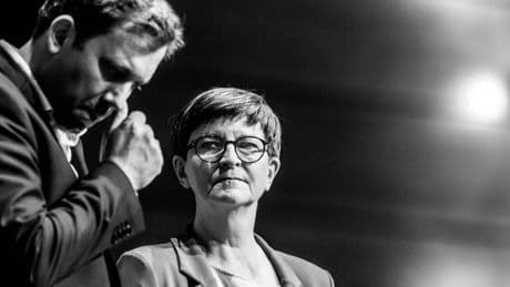 Lars Klingbeil und Saskia Esken: Stützt er sie oder stürzt er sie?