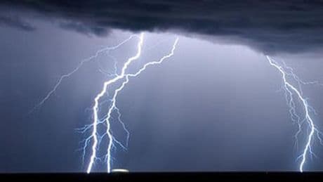 Orages : vigilance orange pour sept départements d’Auvergne-Rhône-Alpes