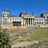 Was Touristen über die Reichstagswiese denken: „Auf dem Vorplatz herrscht eine Friedhofsatmosphäre“