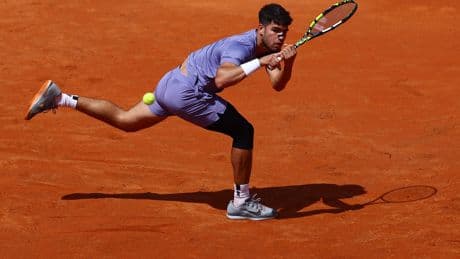 Carlos Alcaraz reaparece con nota, gustándose ante Lajovic