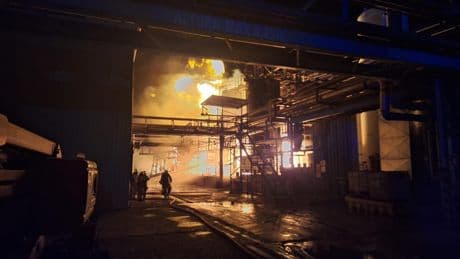 Un incendio en una empresa química obliga a confinar a los vecinos de Zuera y San Mateo de Gállego