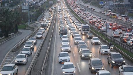 Validen açıklama! Bazı araçların bayramda trafiğe çıkışı yasak