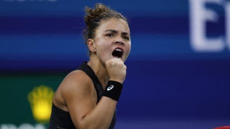 <p>Paolini-Sabalenka-Djokovic: buona la prima allo US Open. Anche Darderi avanza, Nardi e Bronzetti ko</p>