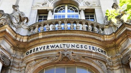 Gerichtsbeschluss im Visa-Streit – Aussetzung von Aufnahmeverfahren war rechtmäßig