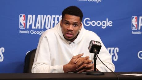 Giannis Antetokounmpo’s latest comments keep idea of Knicks trade alive