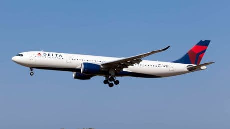 Flugzeug nach Amsterdam: Turbulenzen in Airbus – 25 Passagiere in Klinik