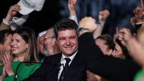 Présidentielle en Roumanie : le candidat pro-européen Nicusor Dan devance son rival nationaliste, George Simion, qui dénonce des fraudes