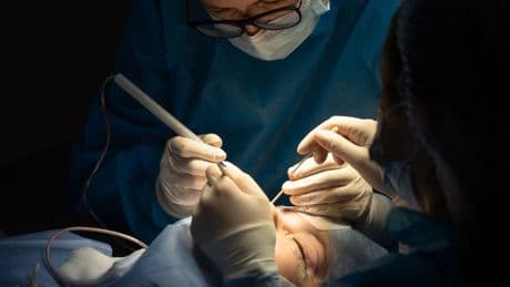 Schönheitsoperationen: Die häufigsten Beauty-OPs bei Frauen und Männern