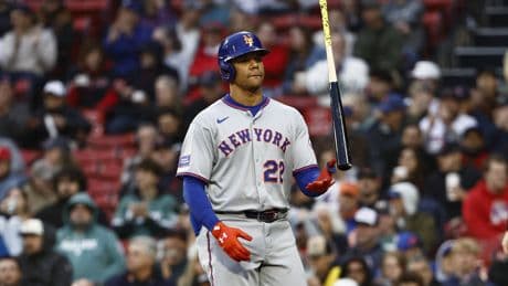 Listless Mets bats fall flat against Red Sox again in third straight loss