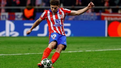 La IFAB aclara las reglas del juego tras el penalti de Julián Alvarez que fue anulado en los cuartos de la Champions ante el Madrid