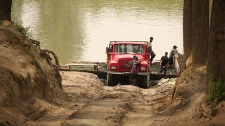 En Inde, le sable fait l’objet d’un trafic juteux