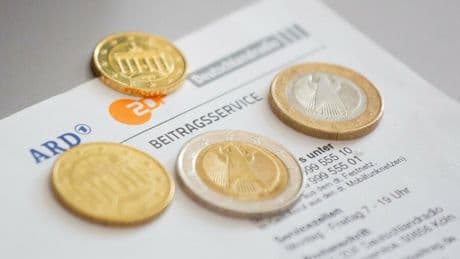 ARD und ZDF: Erträge aus Rundfunkbeitrag sinken auf rund 8,7 Milliarden Euro