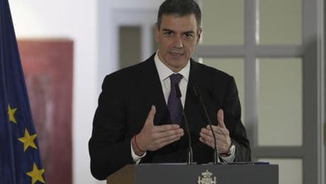 Espagne: l'opposition de droite souhaite que Pedro Sanchez rende des comptes devant le Parlement