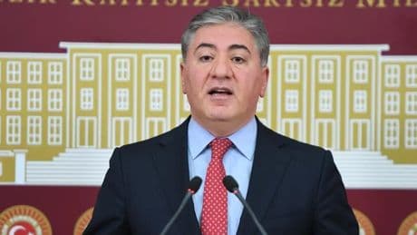 CHP’li Murat Emir’den DMM açıklamasına tepki: ‘Tıpkı Erdoğan’ın ‘gemi ile gemicik’ farkını anlatması gibi!’