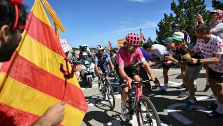 Thymen Arensman grijpt naast extra prijs: Ben Healy verkozen tot meest strijdlustige renner van de Tour