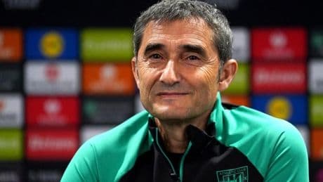 El susto del Athletic en San Sebastián: nueve encerrados en un ascensor antes del derbi