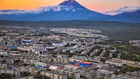 Tsunami threat looms over Russia and Hawaii after series of earthquakes