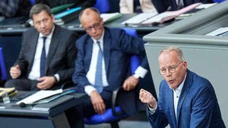 „Wahnsinn“ ++ „Politisch naiv“ - SPD genervt vom Kanzler-Chaos!