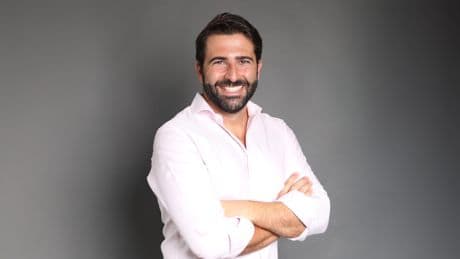 Javier de Haro, psicólogo: “El perdón no se dice, se hace. Y no hay mejor forma de hacerlo que aprendiendo y evitándolo la próxima vez”