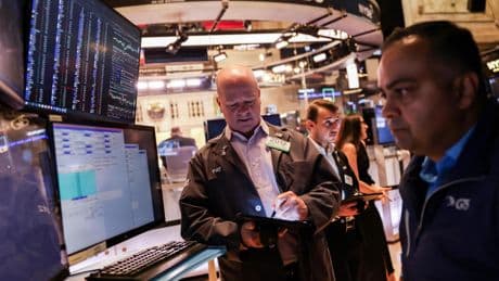 Wall Street sube pese a unos malos datos de empleo: el S&P 500 busca los 6.000 puntos