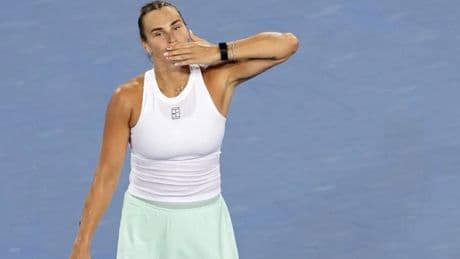 Sabalenka sobrevive a Raducanu y se cita con Bouzas en los octavos de Cincinnati