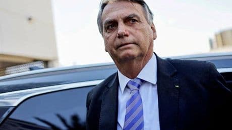 El Supremo de Brasil decreta arresto domiciliario para Bolsonaro