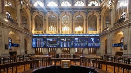 El Ibex 35 roza los 14.000 puntos por primera vez desde 2008 tras subir un 0,83%