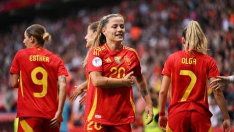 Claudia Pina silencia a Inglaterra y guía a España a las semifinales de la Nations League