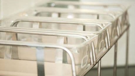 Istat, negli ultimi 20 anni calo fecondità con riduzione costante del numero di figli
