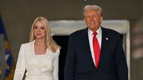 Jeffrey Epstein: Pam Bondi informierte Donald Trump offenbar im Mai, dass sein Name in den Akten steht