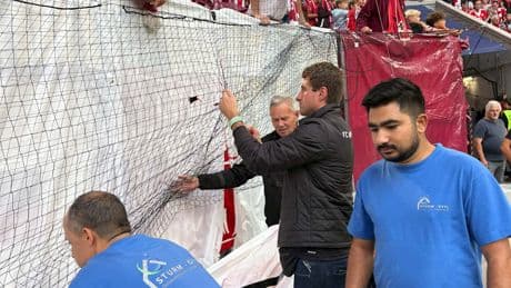 Bei 5:0-Gala der Bayern - Müllers Bruder räumt im Stadion auf