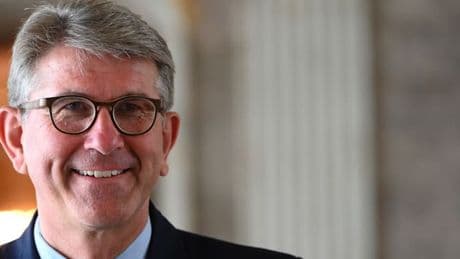 Kulturstaatsminister Weimer warnt vor Dominanz US-amerikanischer Streaming-Plattformen
