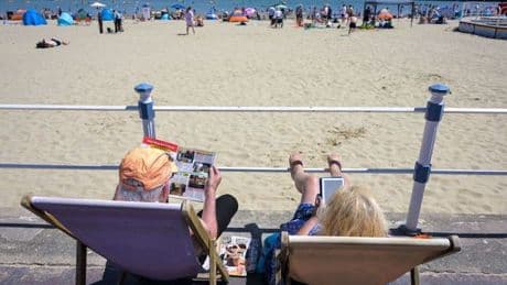 Met Office confirms hottest day of the year with 28C and gives verdict on heatwave