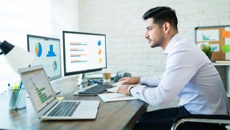 Ocho profesiones con las que puedes ganar más de 35.000 euros al año