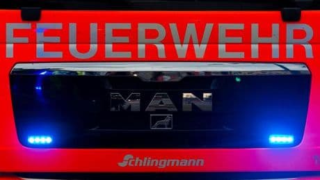 Osnabrück: Brennende Mülltonne führt zu Feuer in Mehrfamilienhaus
