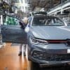 Schlüsselindustrie in der Krise: Bis zu 90.000 Jobs in deutscher Autoindustrie bis 2030 vor dem Aus