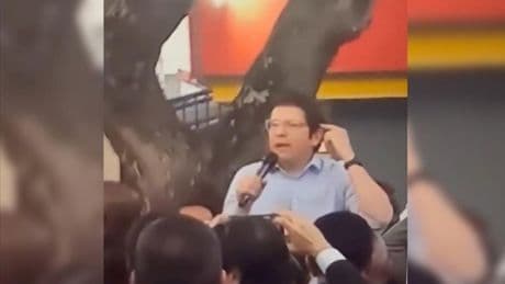 Kolombiya'da başkan adayı senatöre silahlı saldırı: Hükümet ödül koydu