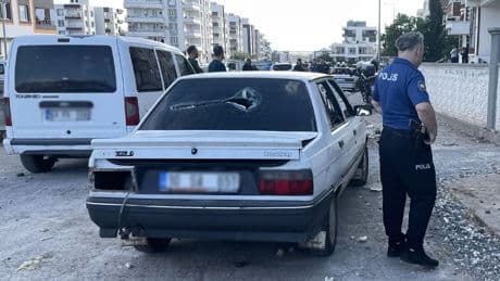 Şanlıurfa'da kavgayı ayırmaya çalışan polis memuru bıçaklandı
